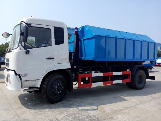 东风天锦12方勾臂式垃圾车
